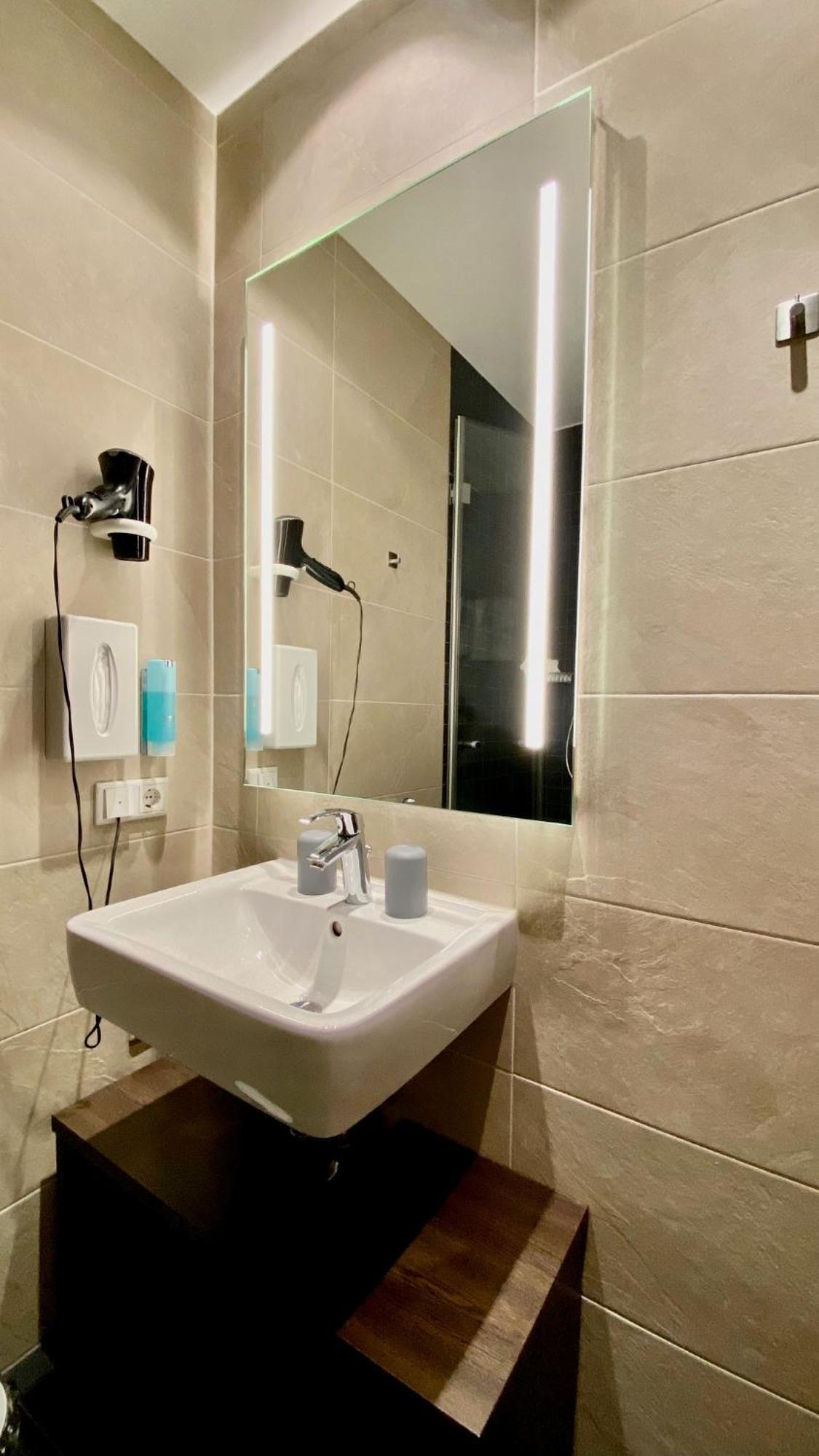 Hotel Bacchus Bensheim Habitación foto